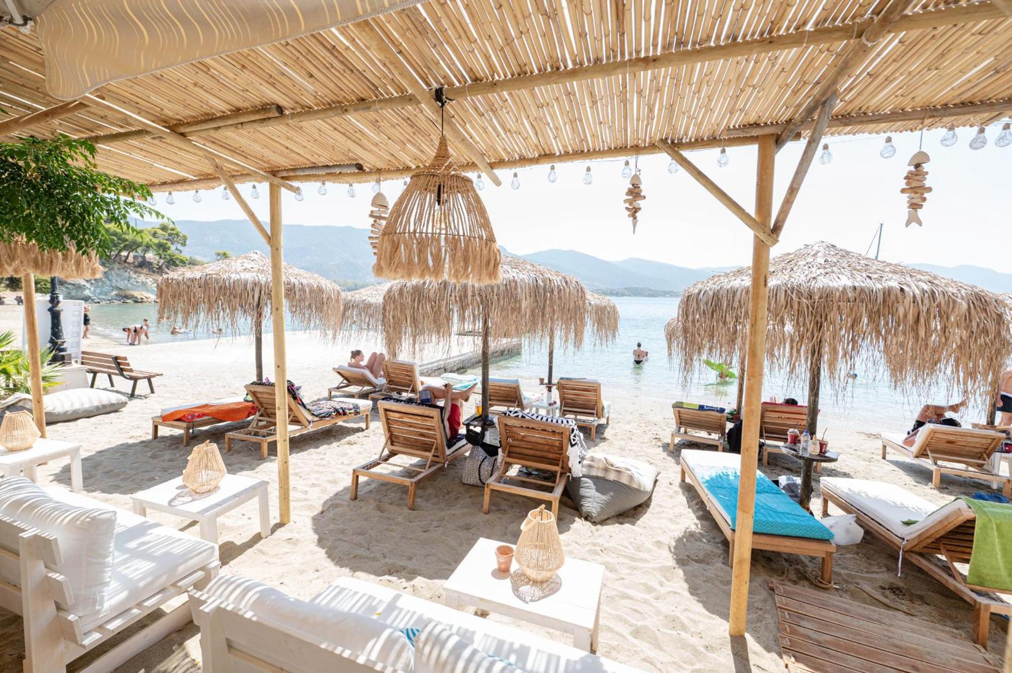 Hotel Pavlou Poros Town Exteriör bild